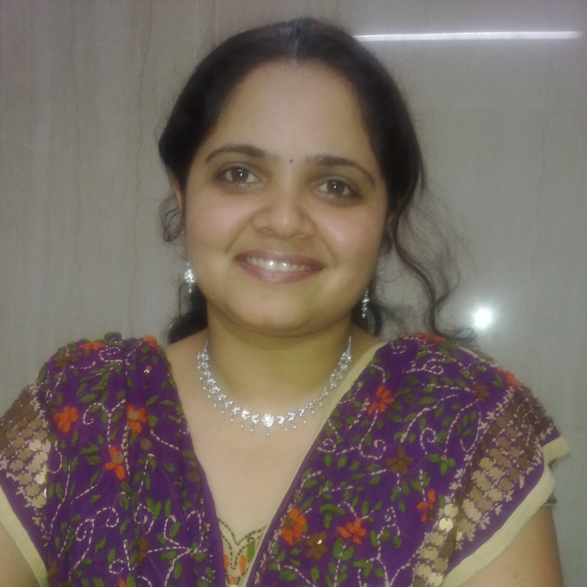Dr. Amruta Bakshi