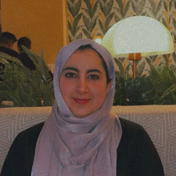 Dr. Dr.Fazila Qureshi