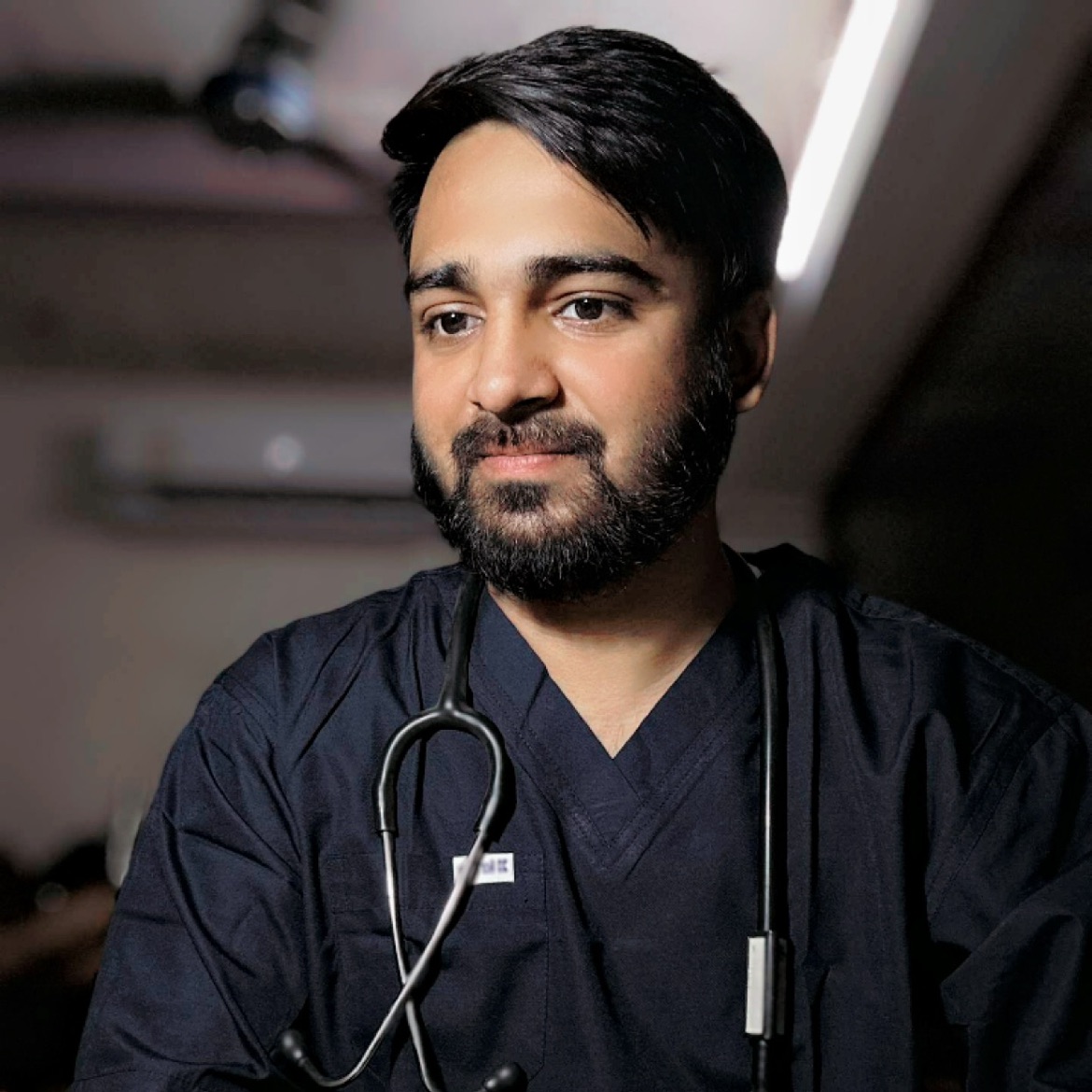 Dr. SHOBHIT KHANDELWAL
