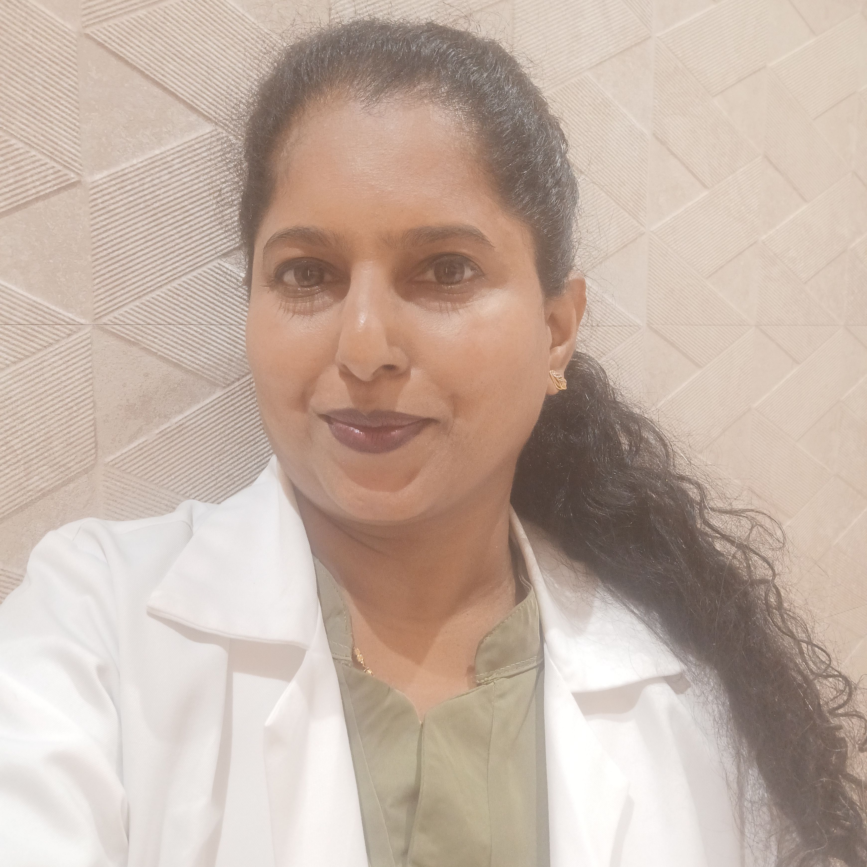 Dr. Dr.hemangi Bhagat- Dhuri