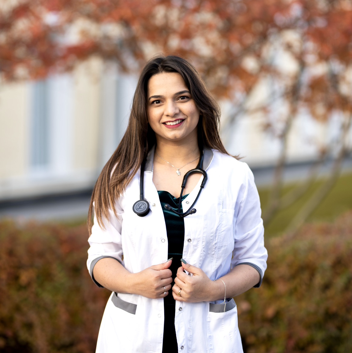 Dr. Siddhi Fulsundar